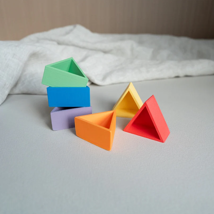 Mandigo Regenboog Bakjes – Set van 6 (driehoek)