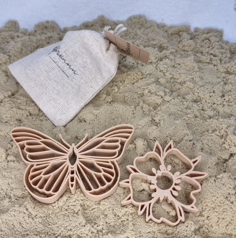 Grennn uitstekers vlinder en bloem