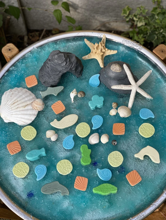 Yellow Door scenery stones - ocean play