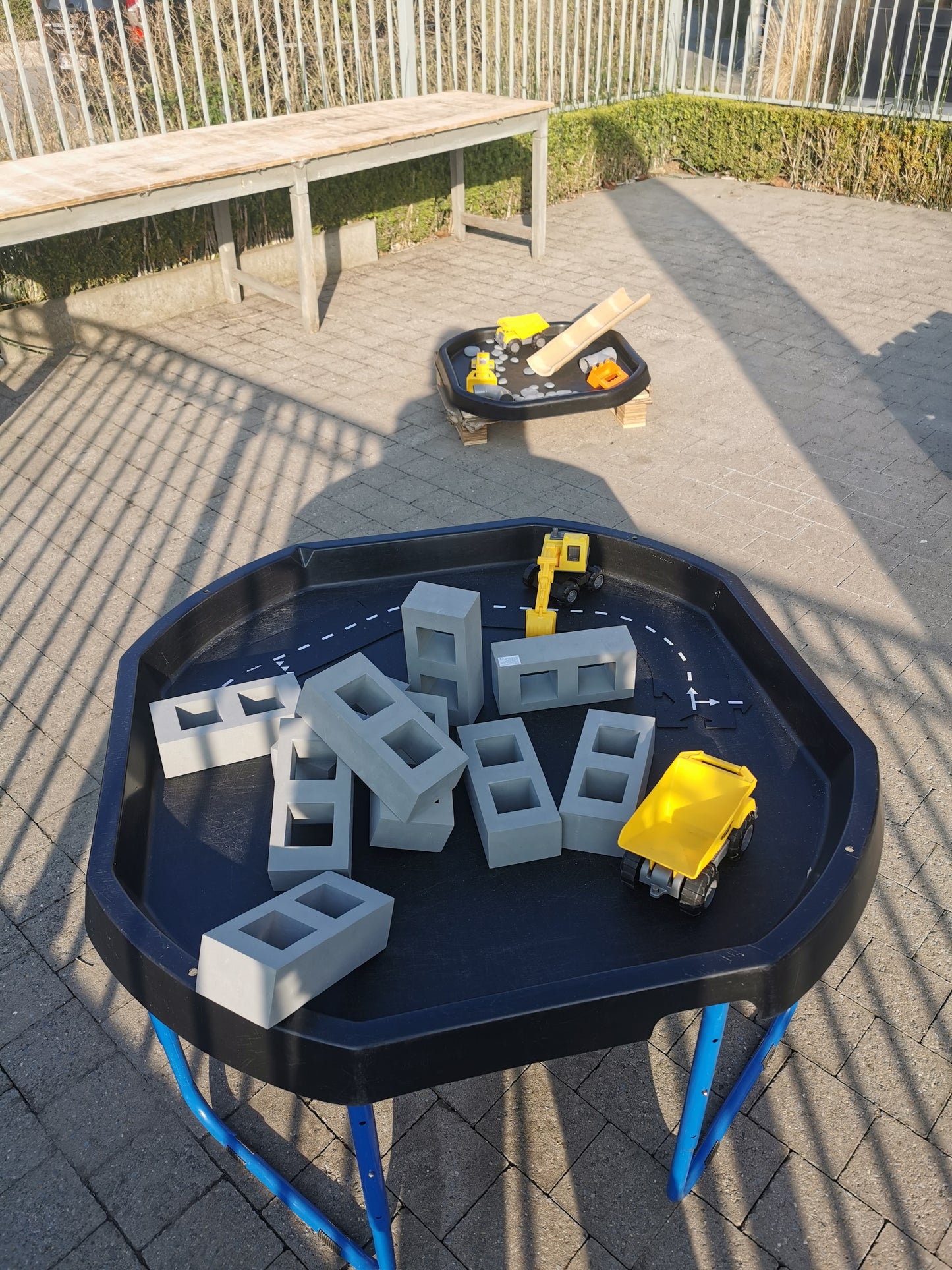 Tuff Tray met onderstel