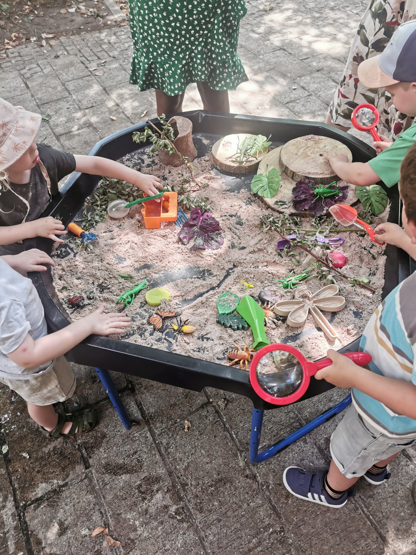 Tuff Tray met onderstel