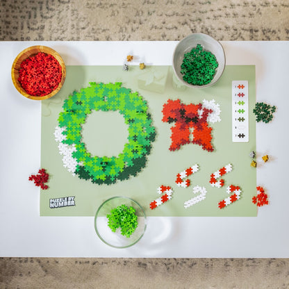 Plus-Plus Puzzle By Number - Christmas Wreath