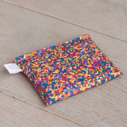 Sensorisch pittenzakje Little Botanic Label - Regenboog Confetti (los)