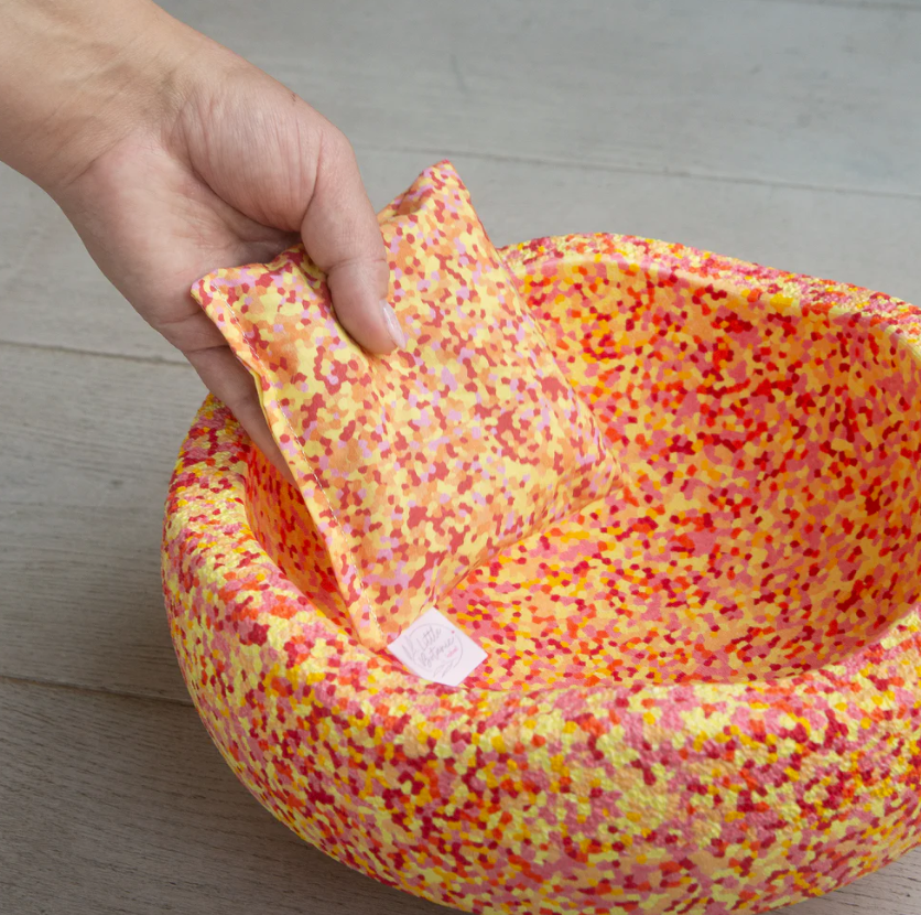 Sensorisch pittenzakje Little Botanic Label - Confetti Superwarm (los)