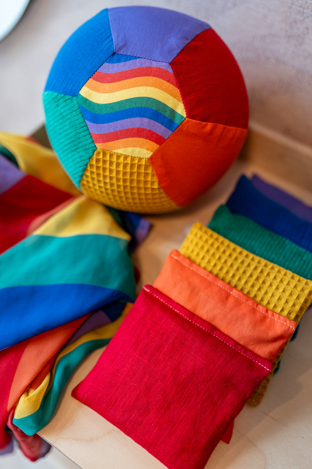 Playcycle speeldoek medium - 65 cm - regenboog waves