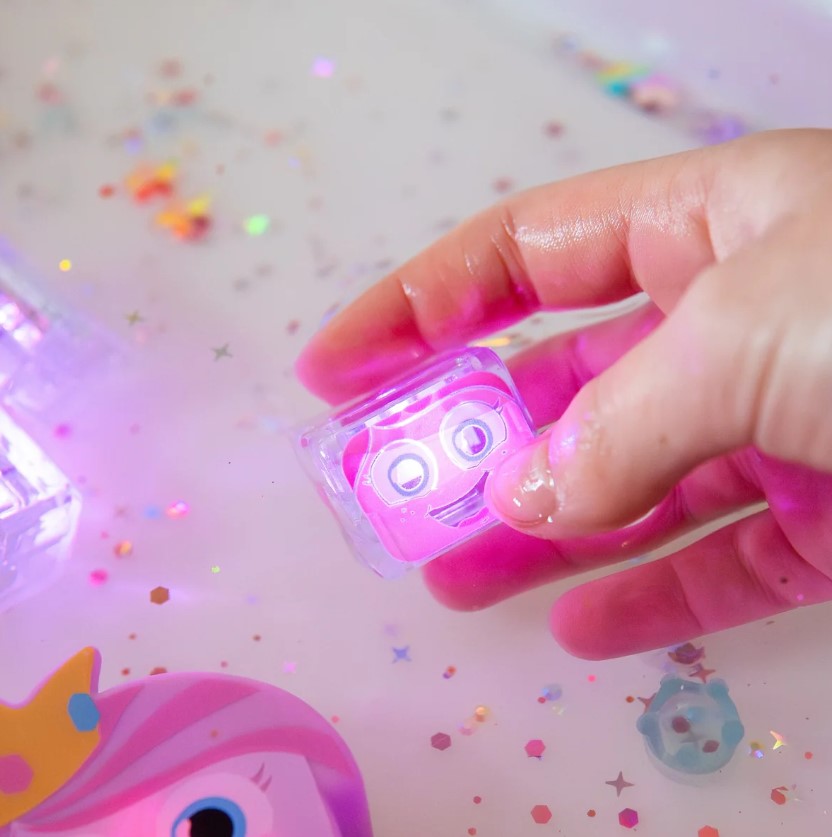Glo Pals cubes