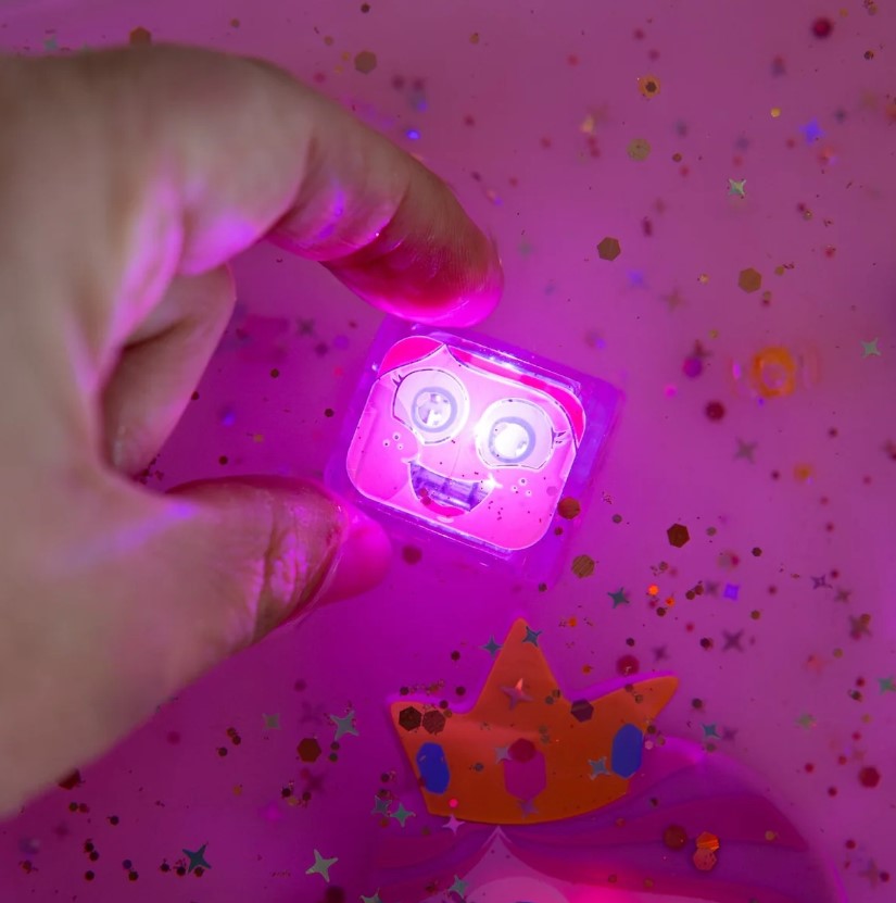 Glo Pals cubes