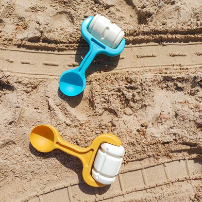 Zandroller met schep